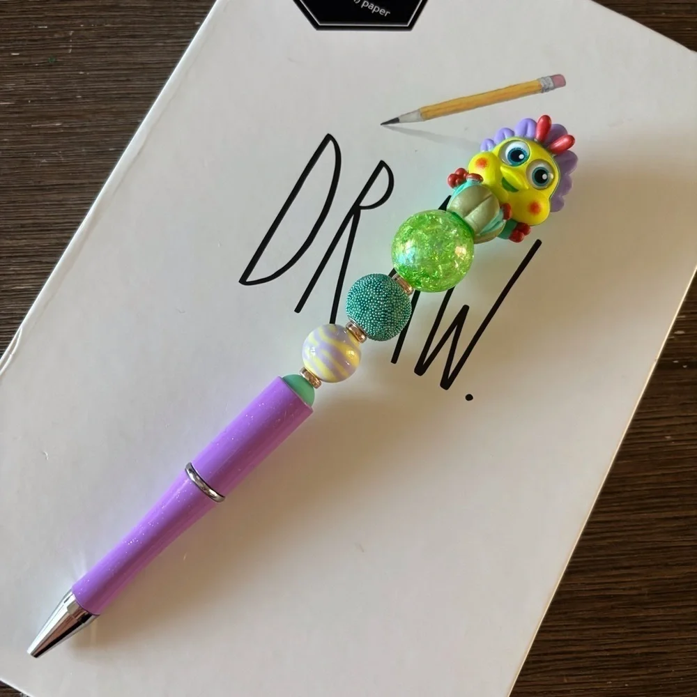 Disney Doorables: A Bug's Life: Baby Heimlich handmade beaded pen